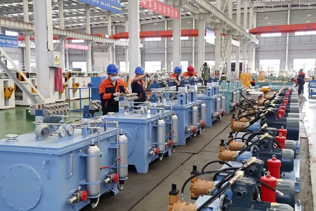 徐州市委书记宋乐伟走访调研专精特新企业