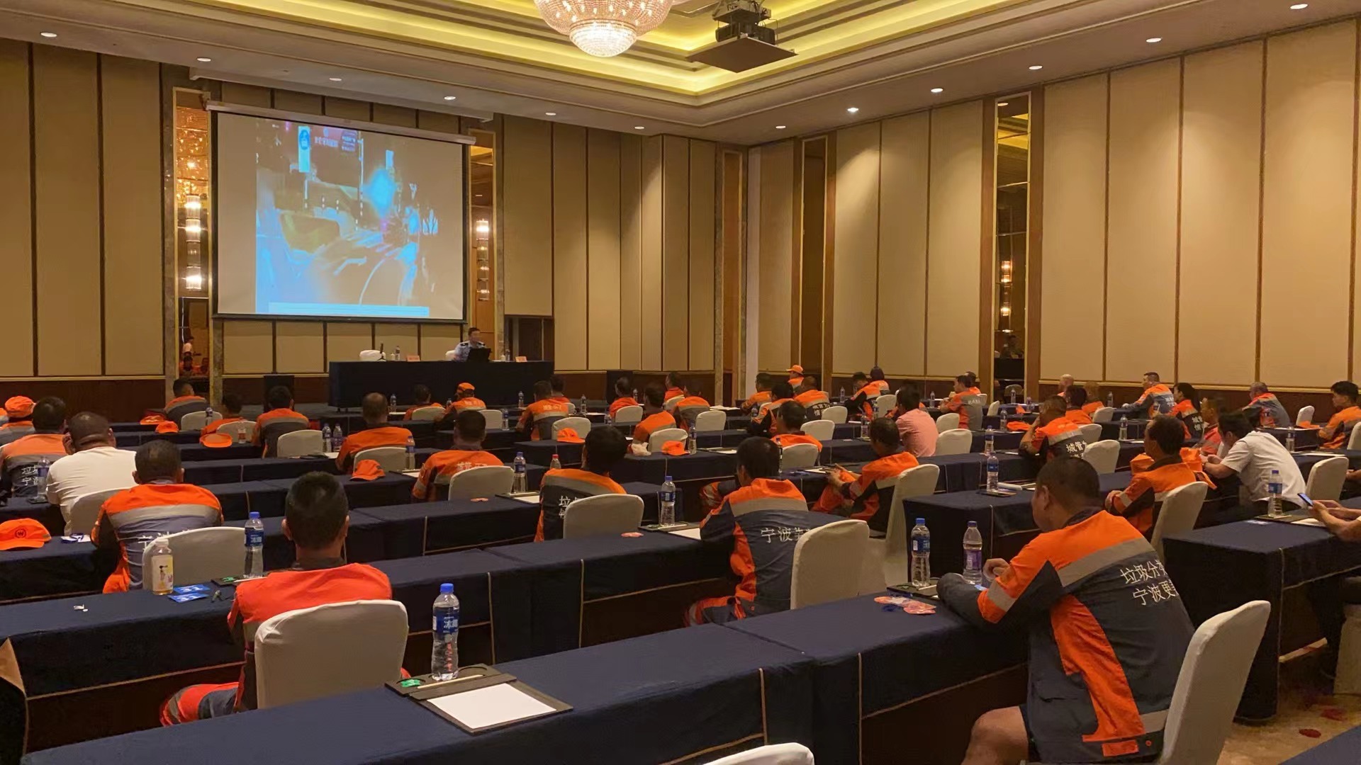 宁波| 环卫工人技能比武 平凡岗位上的精彩较量