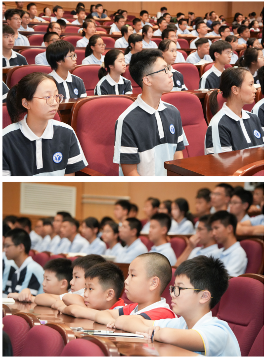 学生在场认真听讲