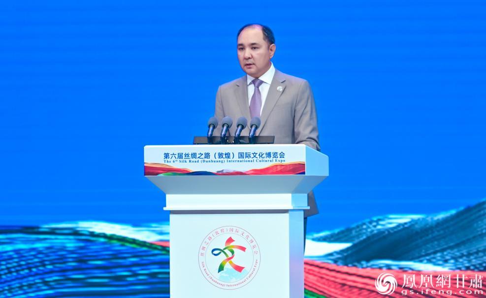 上海合作组织副秘书长尼亚扎利耶夫说,“一带一路”倡议对促进世界文明平等对话具有重要意义。杨艺锴 摄