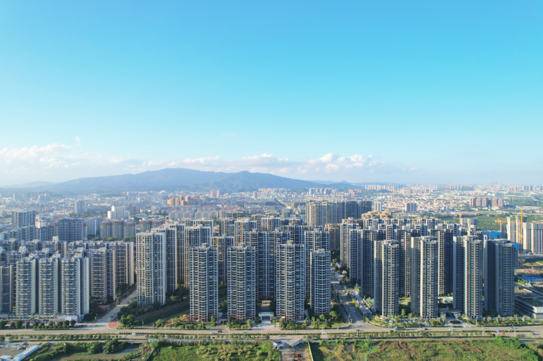 李银换 摄