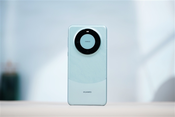 99%好评率!华为Mate 60 Pro官网评价破万 首批用户:中国“争气机”