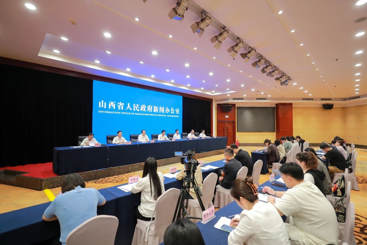 图为发布会现场(岳泰世 张佳颀 摄)