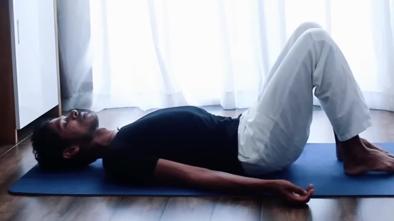 这套适合男性的瑜伽动作，不但可以让前列腺更健康，还能增强性能力