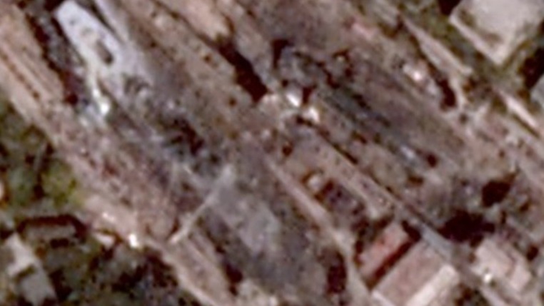 俄黑海舰队潜艇疑遭乌军导弹击毁，卫星照曝光