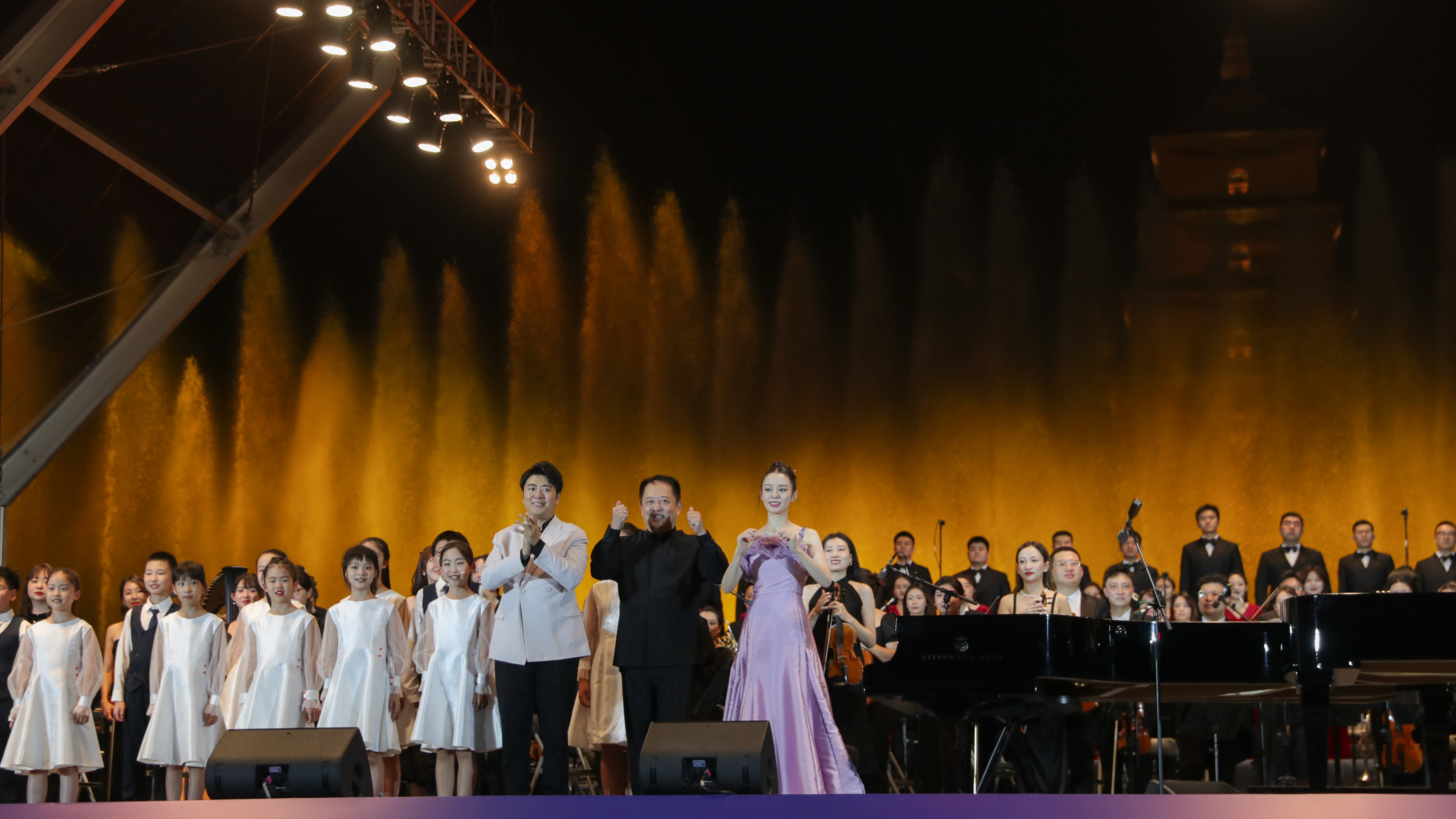 2023西安交响乐团大雁塔户外公演举行凤凰网陕西_凤凰网