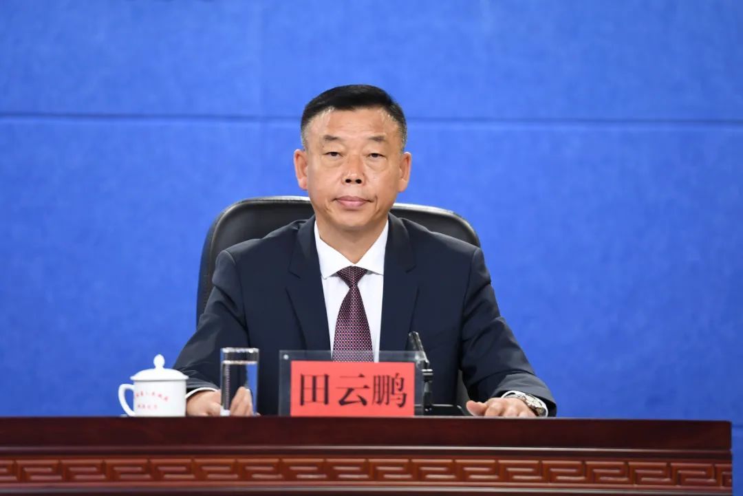 吉林省文旅厅二级巡视员田云鹏介绍促进文旅消费情况。图片来源：吉林发布