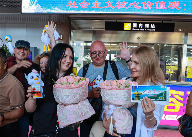 “国际滨海休闲度假旅游目的地城市”品牌一经推介，就吸引了国外游客来威旅游。