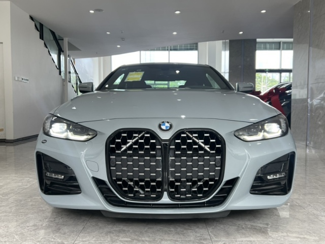 22款宝马430i两门现车4系落地优惠报价