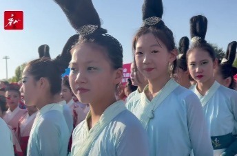 路南区“当好东道主 文明迎盛会” 新时代文明实践活动举行