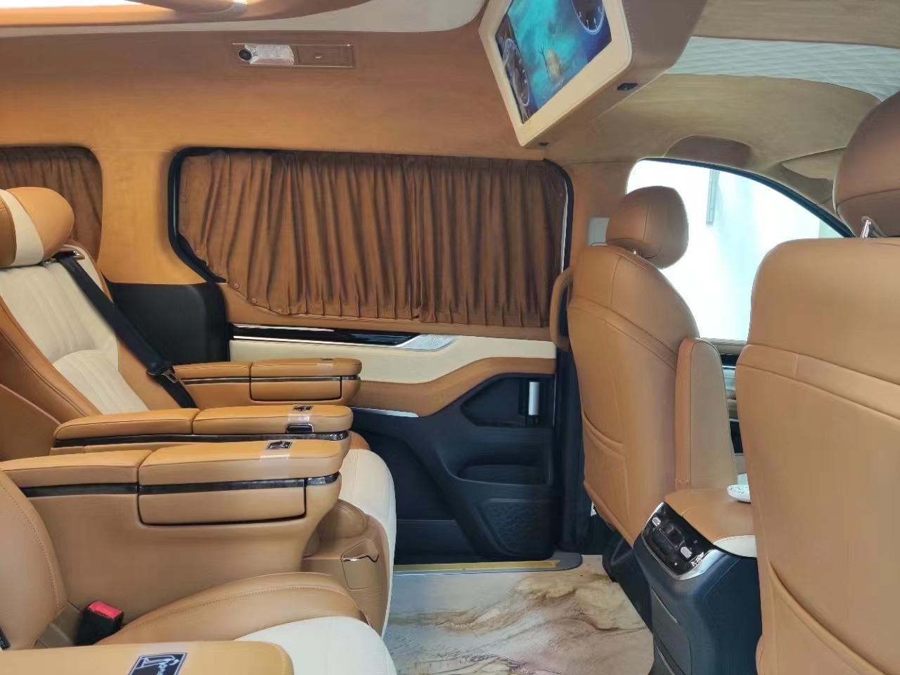 大通商务车g20金骑士高配版款式号