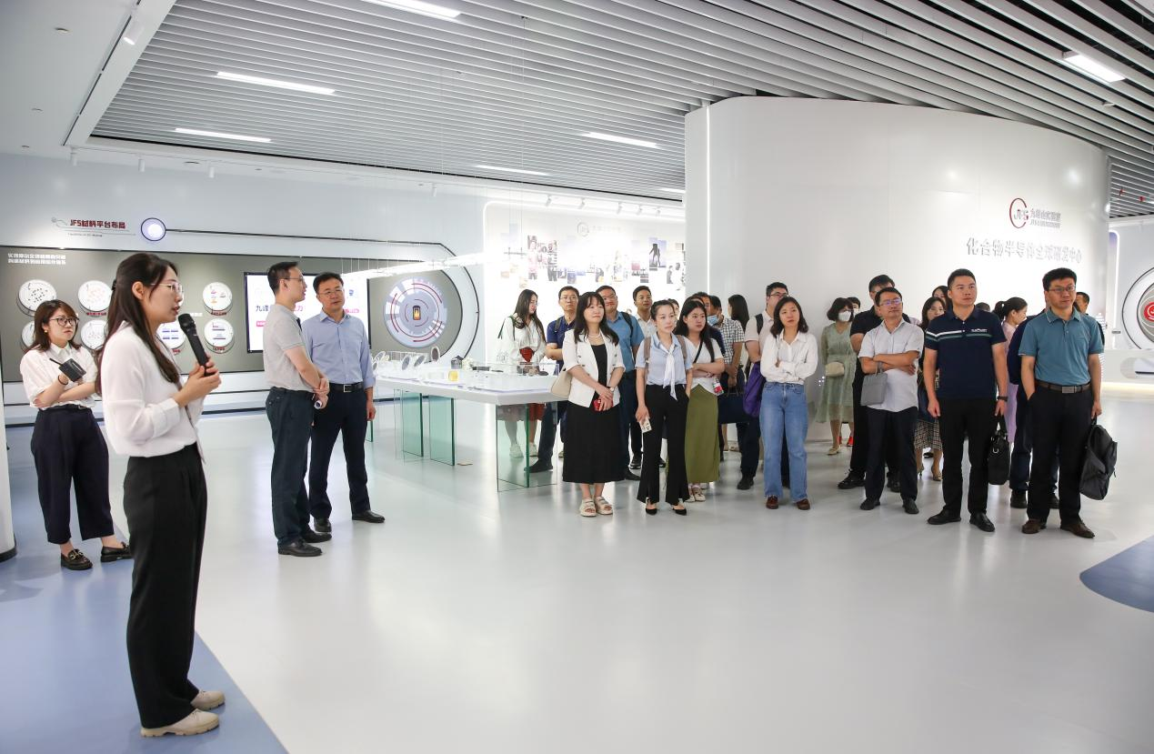 九峰山实验室作为十大湖北实验室之一，于2021年由湖北省人民政府正式批复组建。