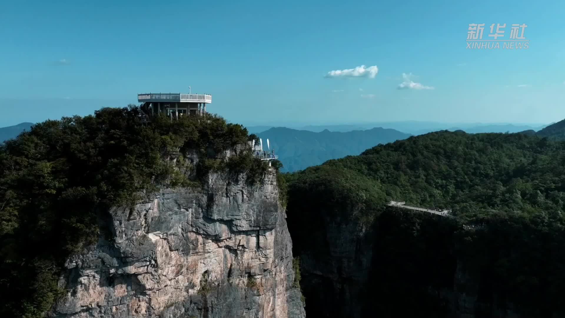 翼装飞行世锦赛上演“人箭”穿靶  张树鹏获季军