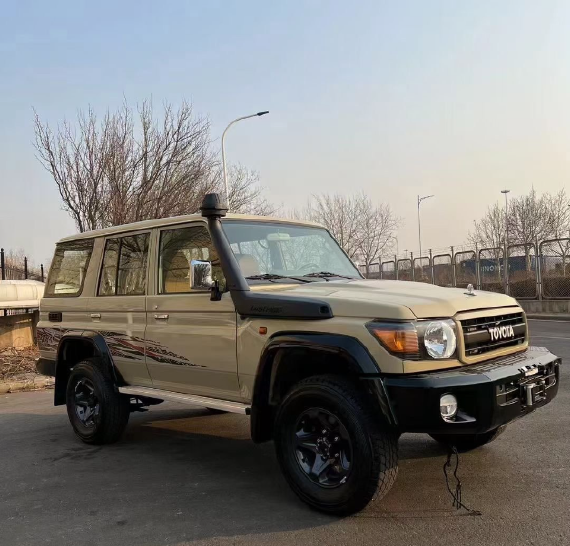 丰田lc76复古越野车纯粹驾驶机器报价_凤凰网汽车_凤凰网