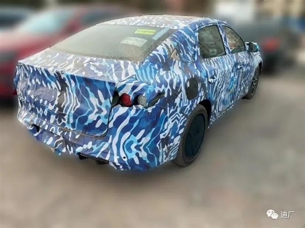 998大杀四方!疑似新款比亚迪秦PLUS曝光:升级多连杆独立后悬