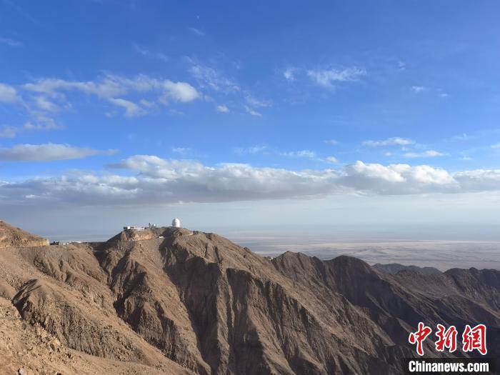 中国墨子巡天望远镜(远景)。 中国科学技术大学 供图