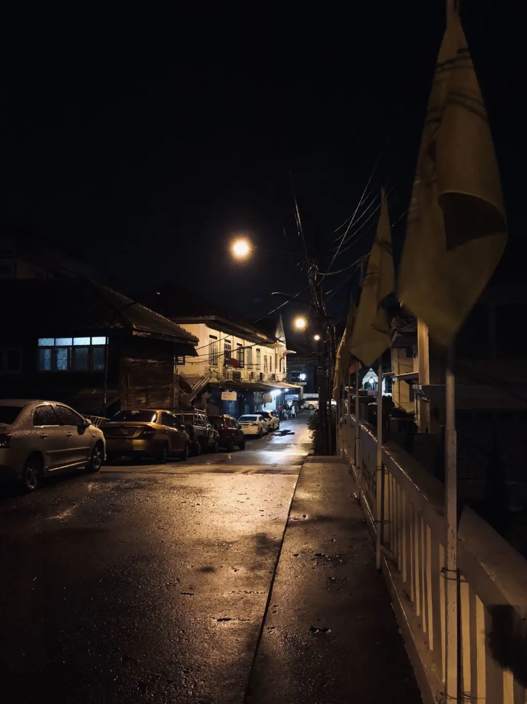 △民宿附近的街道,夜里十分安静