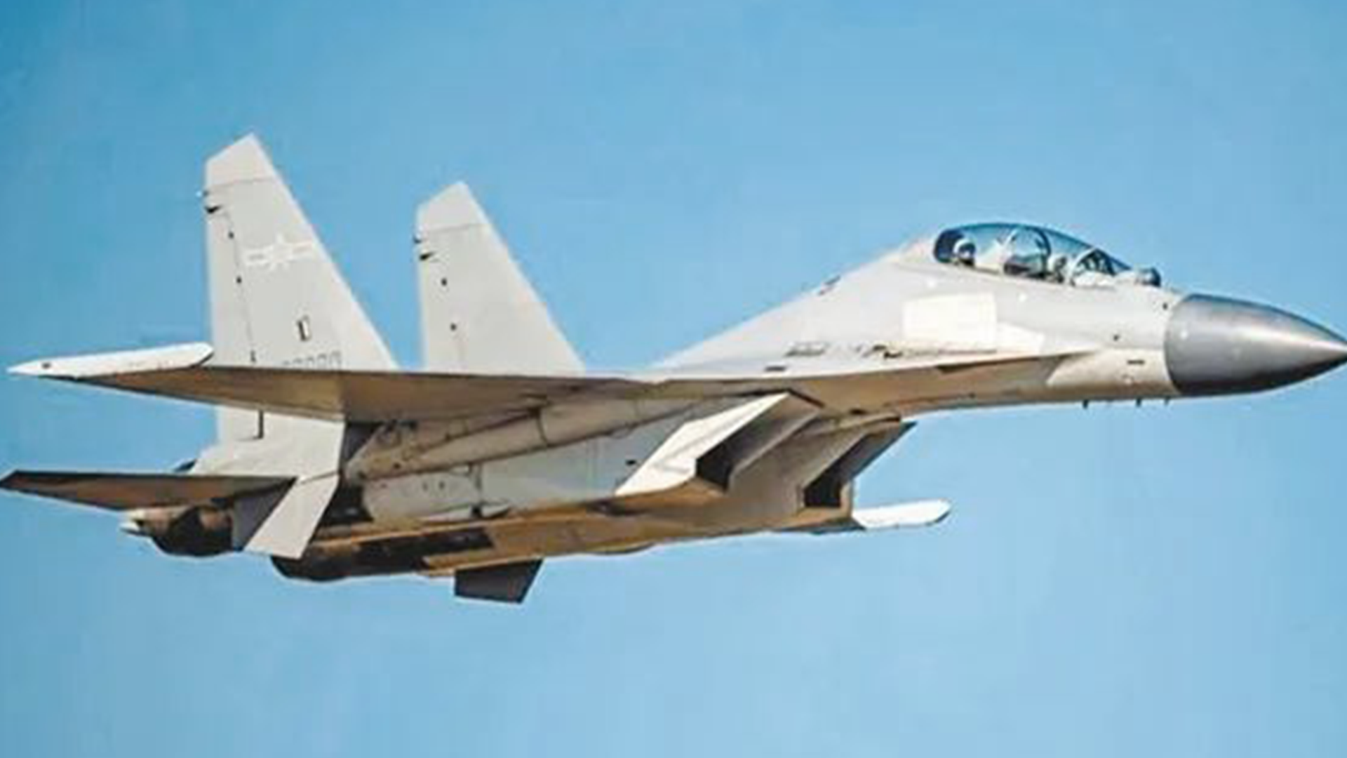 解放军战机单日巡台岛架次“破百”，台媒：太惊人，台军基地警铃一天没断