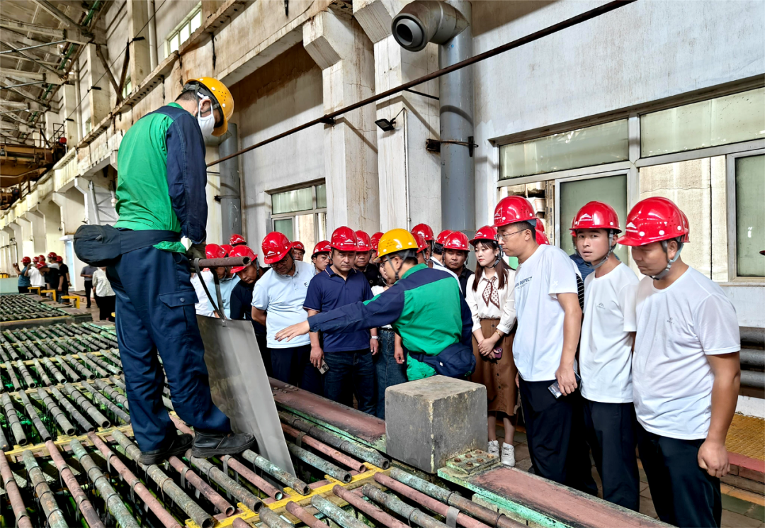 金川集团帮扶县积石山县干部来金川参观学习　魏明旭　摄