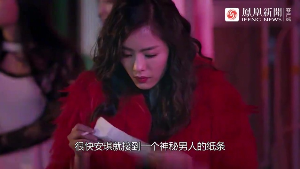 美女乘电梯惨遭斩首，在电梯底部被保安发现，吓得立马报警