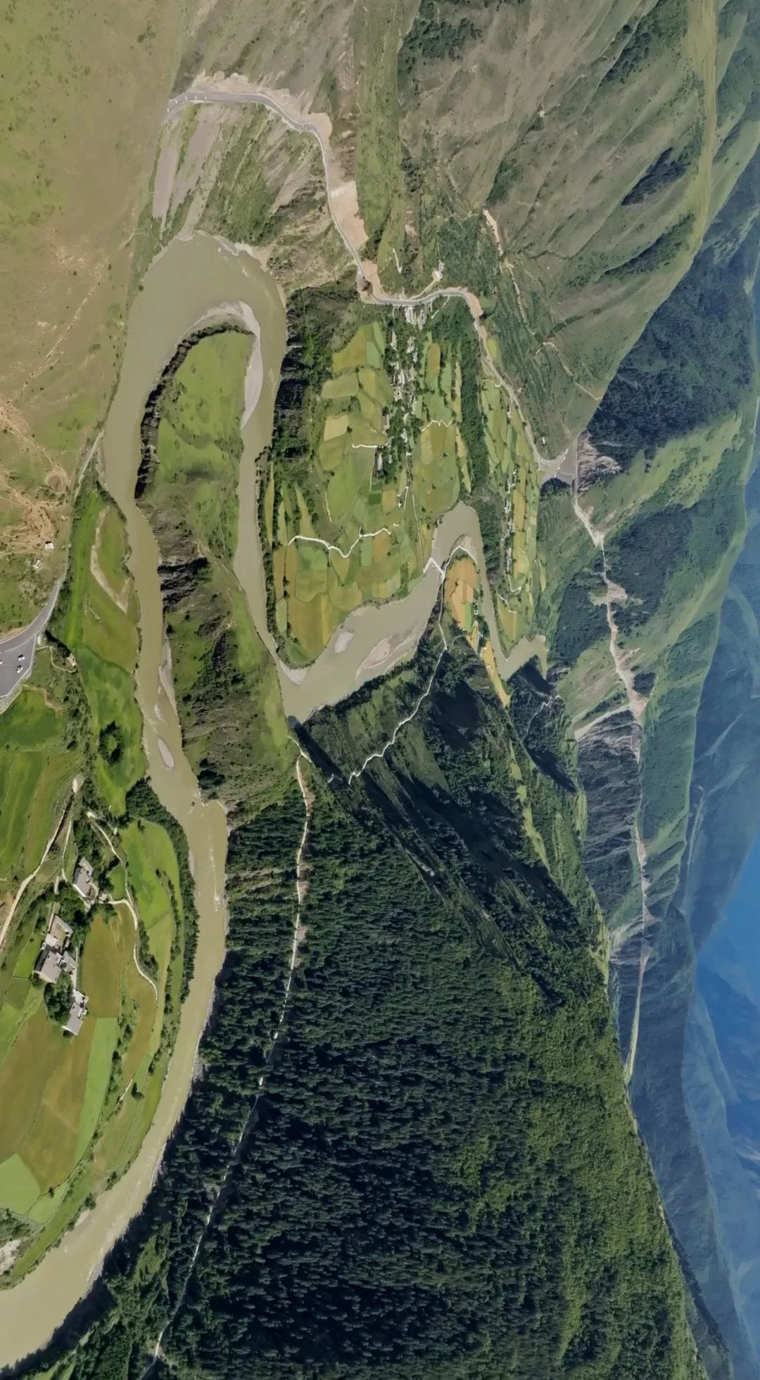 鲜水河大峡谷