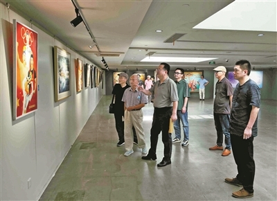 宁波市美术作品展东钱湖畔开展