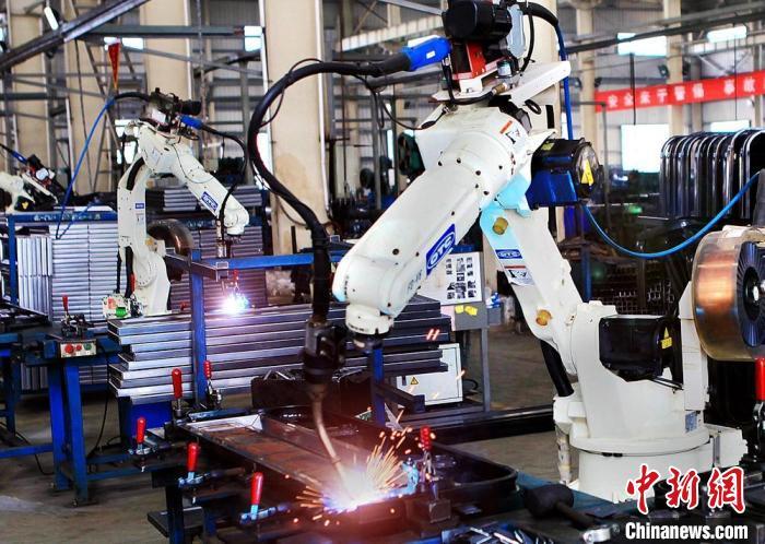 江苏宗申车业徐州分公司智能焊接生产线。江苏宗申供图