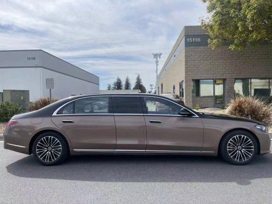 2023款奔驰迈巴赫s500双拼外观热销中