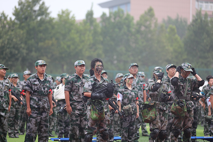 合唱《祖国不会忘记》