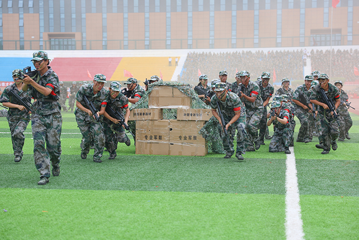 军事技能《战术表演》