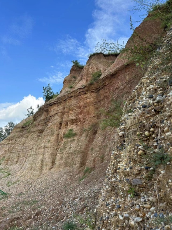 南京雨花石地质公园国庆开展"我从长江来"以石说史活动