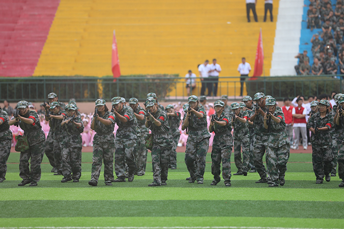 军事技能《战术表演》