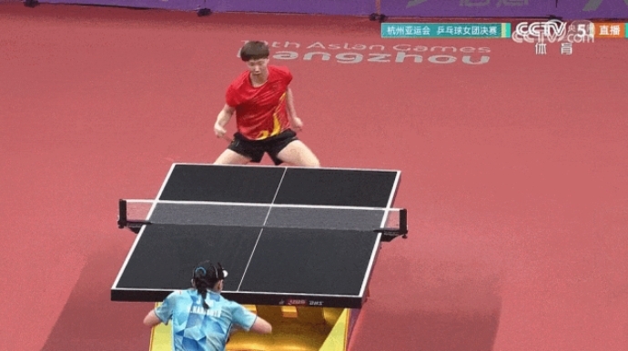 五连冠！中国队完胜日本队！现场连轮椅区都爆满了...