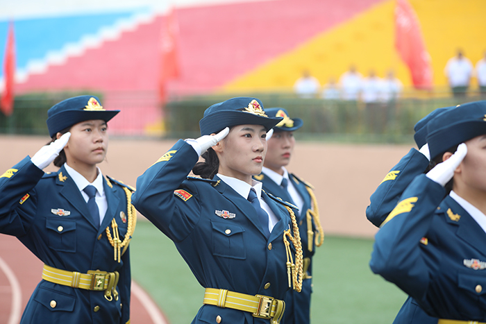 升国旗、奏唱国歌