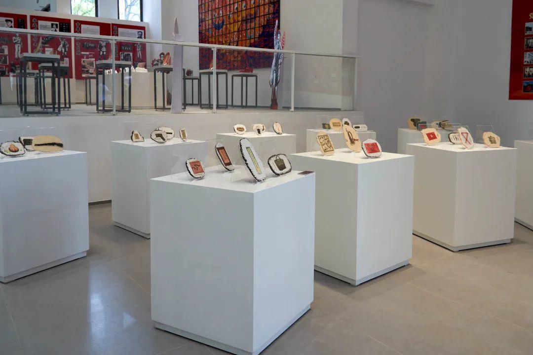 作品名称：《井冈山精神永放光芒——以陶为载，述不朽精神》