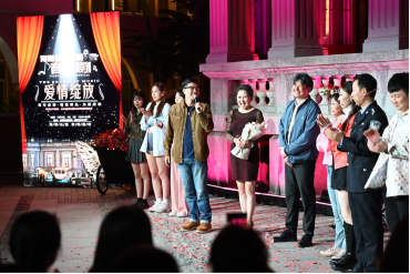 续写爱情故事 燃起老城烟火！青岛首部实景音乐剧《爱情绽放》再次“绽放”安娜别墅