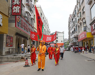 江西南丰：多彩非遗庆国庆