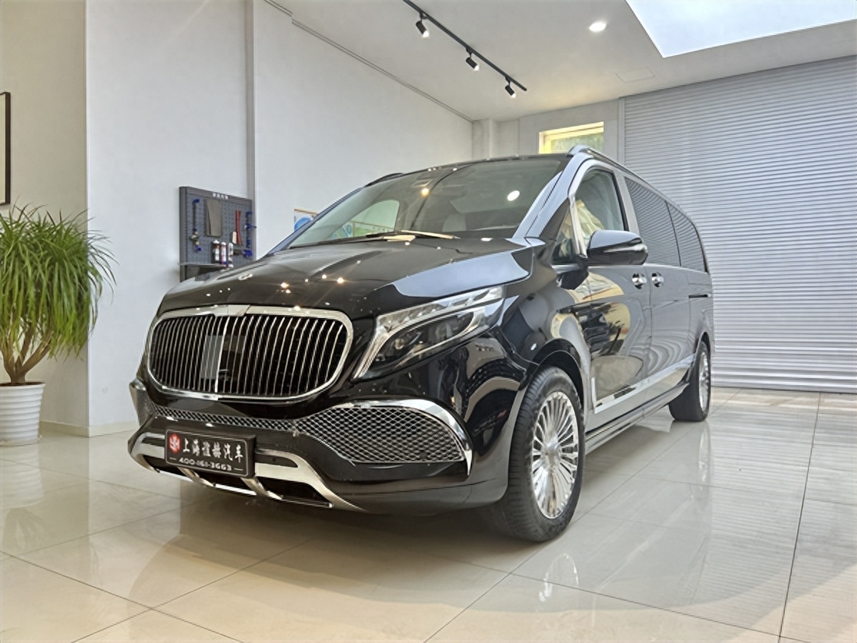 奔驰v260l平顶定制版上海现车大降价