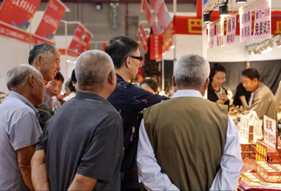 火火火！徐州文化博览会第三天“人从众”热度爆棚