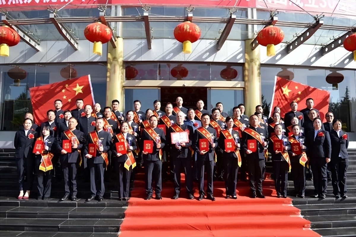 与国同庆、与国同强 振东集团成立30周年庆典在长治举行_凤凰网