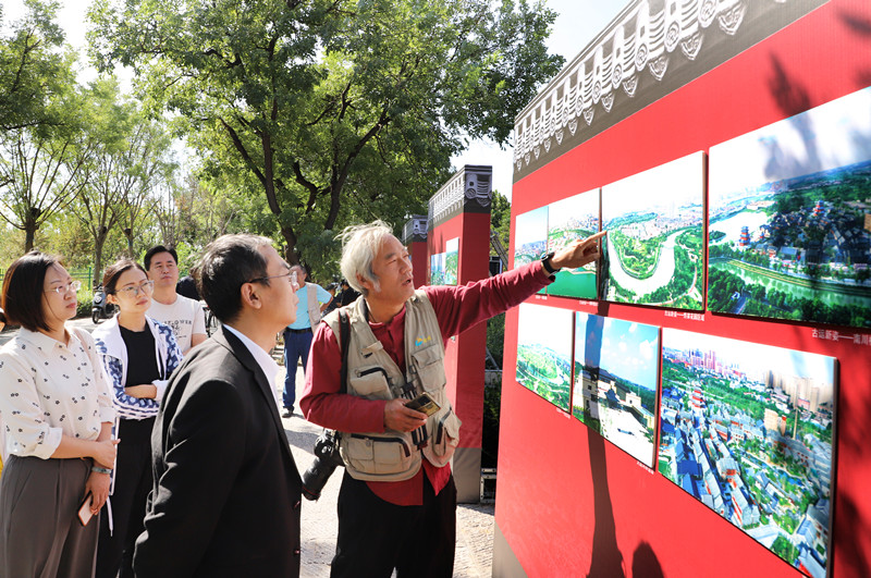 河北沧州：30余年记录城市变迁，摄影展深情诠释“家住运河边”