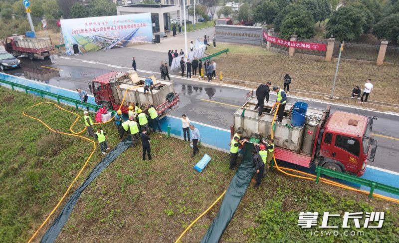 增殖放流现场。