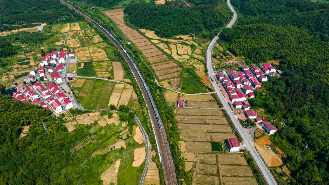 江西瑞昌市:良田沃野绘新图