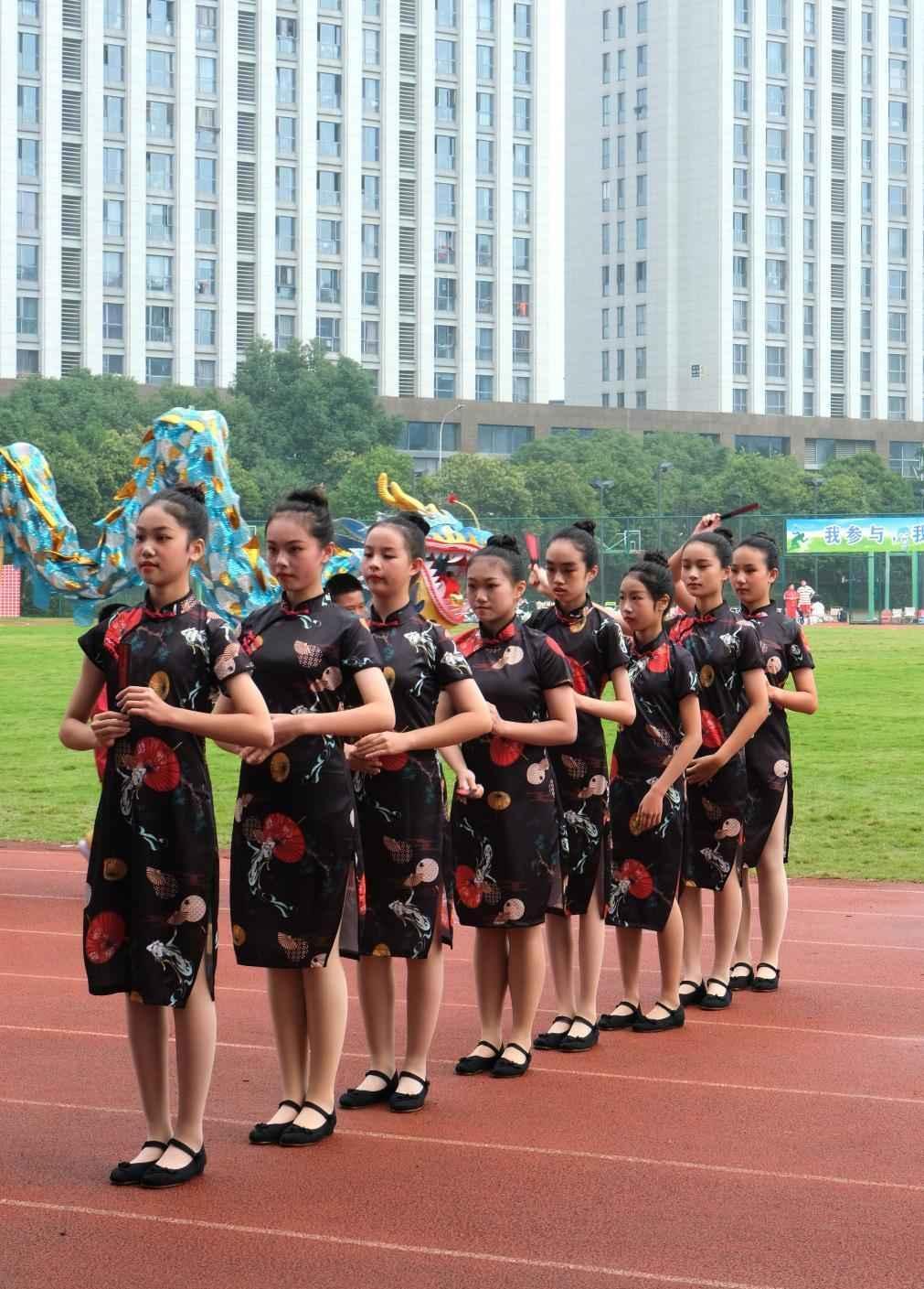 扬亚运精神展运动雄姿