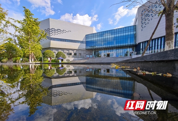 湘赣边（浏阳）文化艺术交流中心.jpg