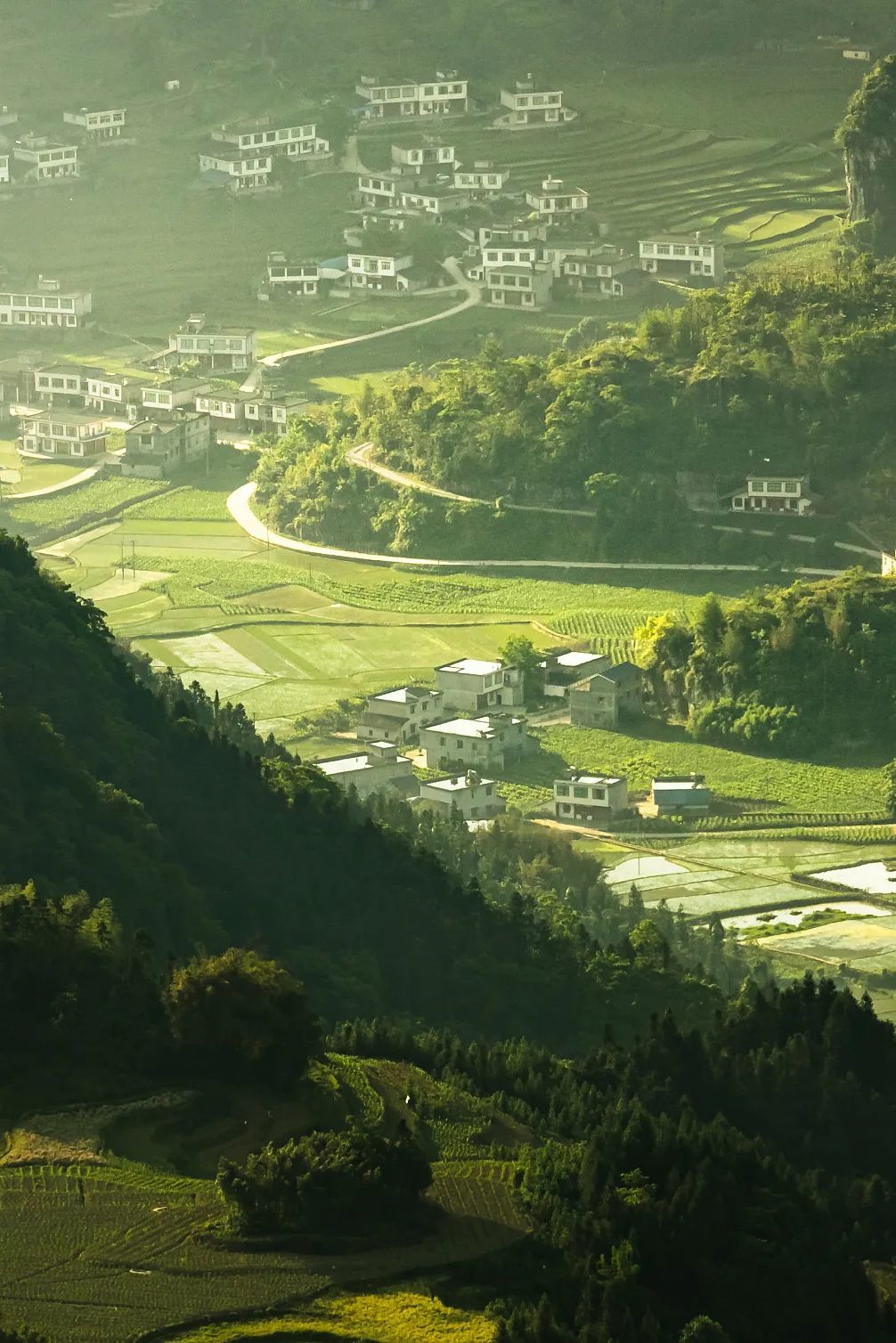 绿水青山脚下的宜宾小乡村，人们在这里安居乐业