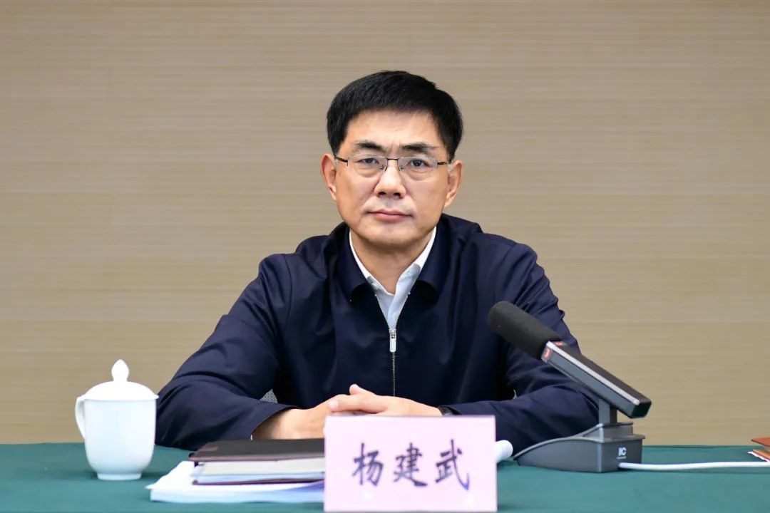 杨建武:以产业链高质量发展推进现代化新白银建设凤凰网甘肃_凤凰网