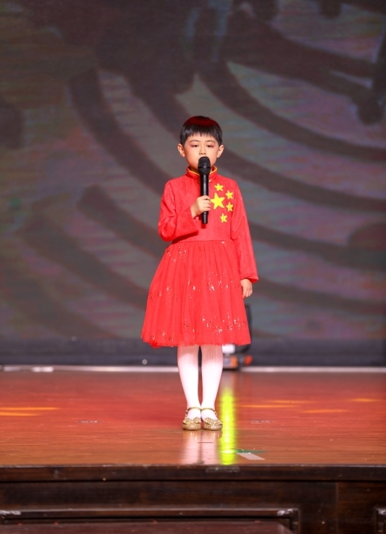 “红色传承”2023国庆特别节目录制落下帷幕 