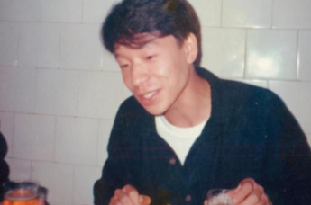 听着崔健的歌长大，梁龙曾排斥被当娱乐工具