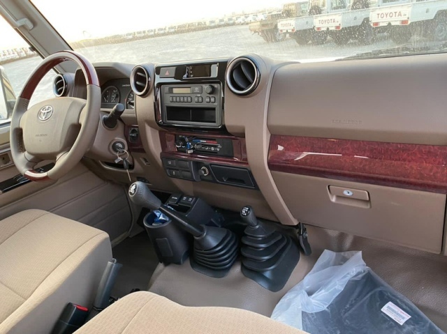 丰田酷路泽lc71纯正越野令人爱不释手